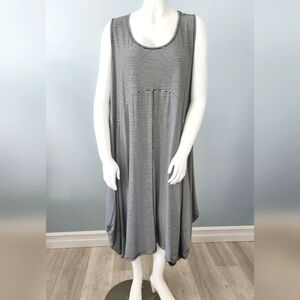 [1X] Toni T Stripe Black & White Draped Sleeveless Dress